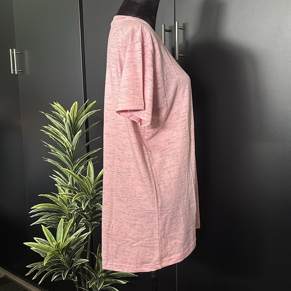 Ariat Rebar Cotton Strong, pre-shrunk,hidden pen pocket, crewneck, extended back - Picture 4 of 8